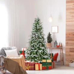 Costway 6/7.5/9 FT Artificial Christmas Tree Hinged Xmas Tree With 765/1135/1871 Branch Tips 280/470/690 Lights